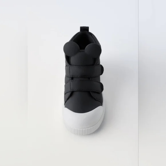 ZARA MICKEY MOUSE © DISNEY BASKETBALL SHOES - Size 5.5 and 6.5 baby - Picture 4 of 5